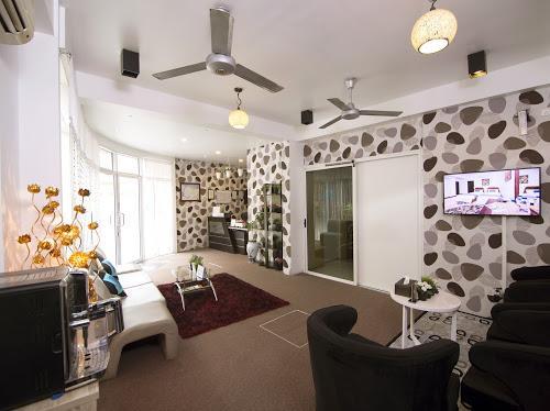 Central Boutique Inn Мале Экстерьер фото
