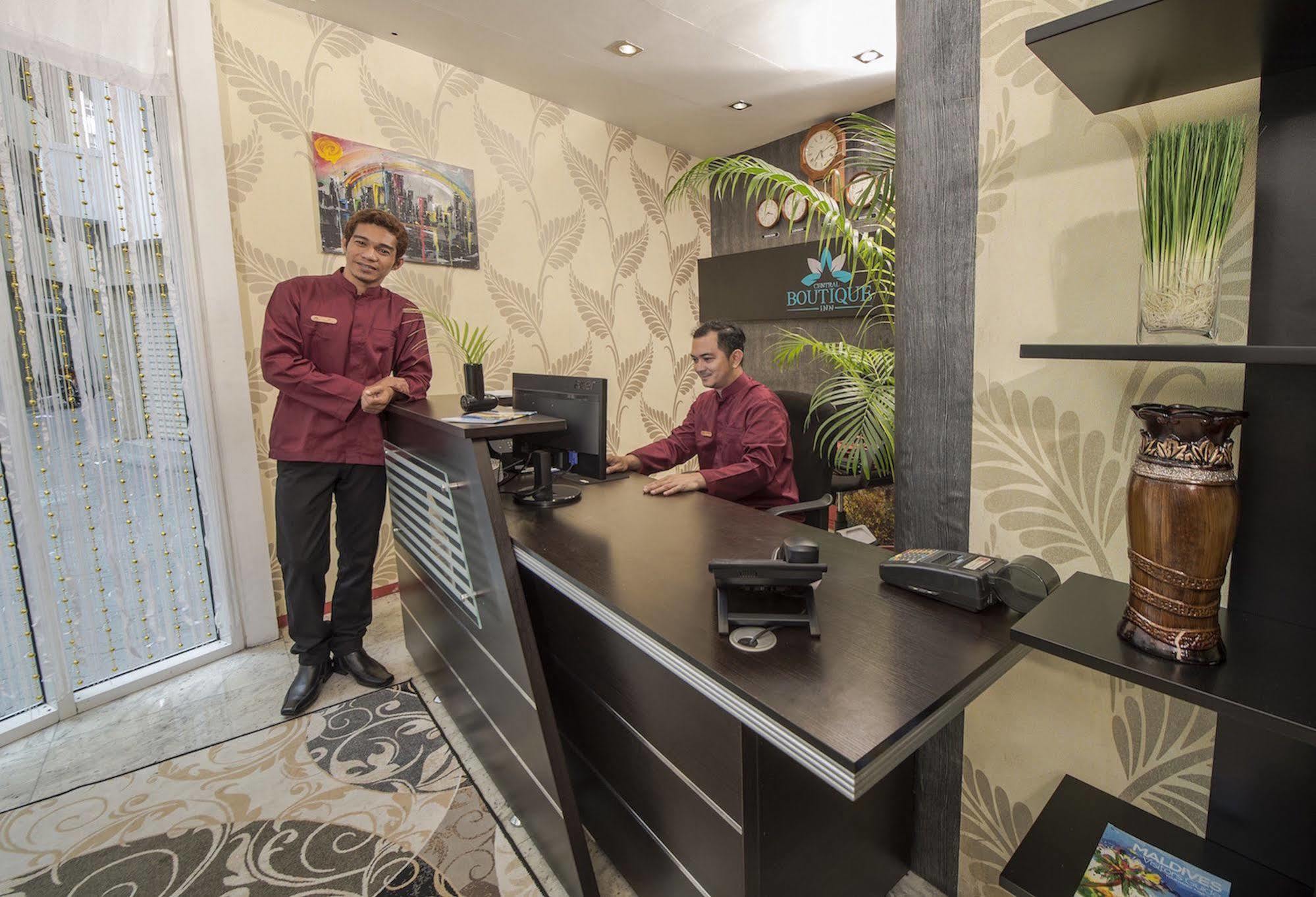 Central Boutique Inn Мале Экстерьер фото
