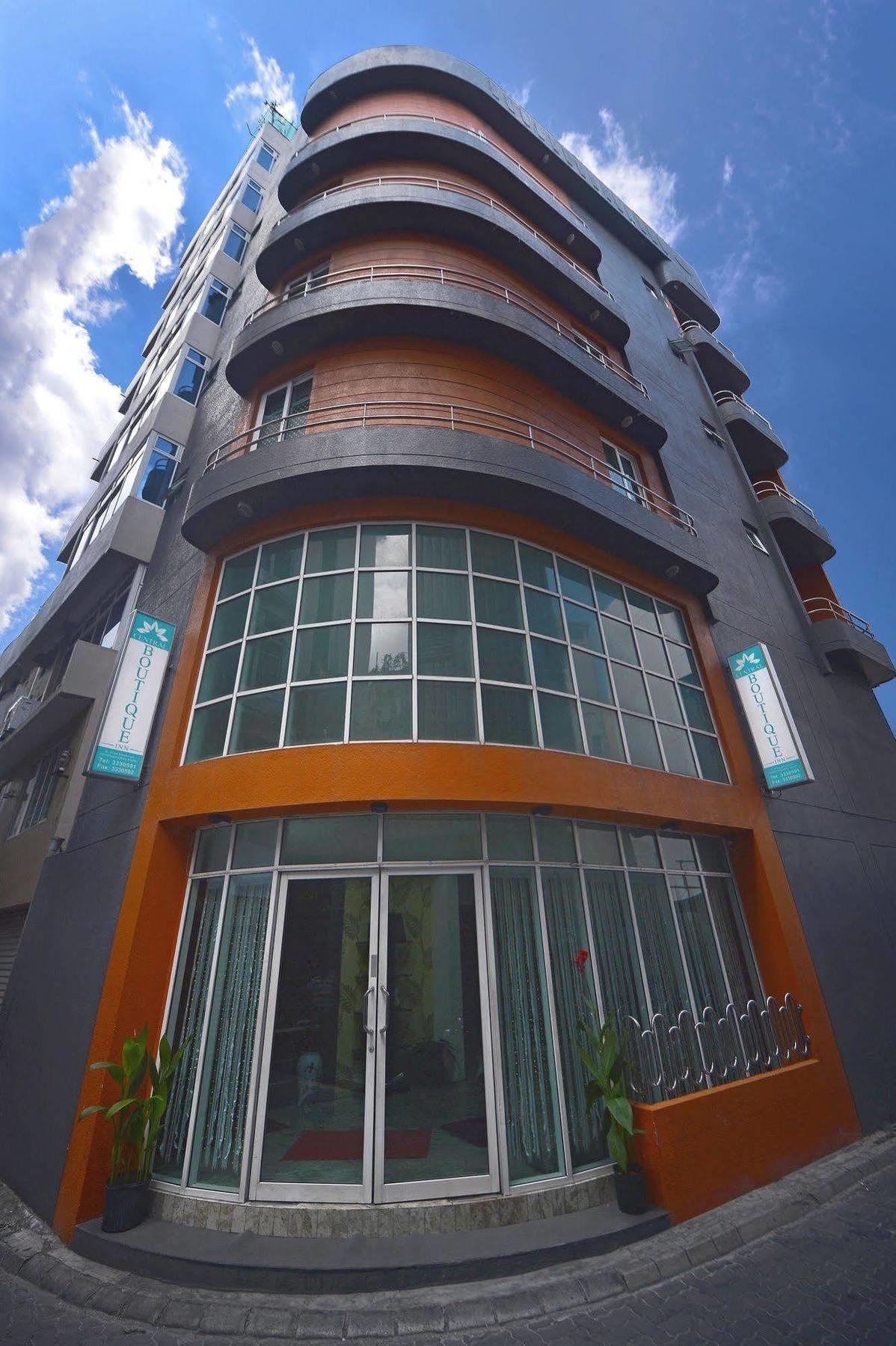 Central Boutique Inn Мале Экстерьер фото